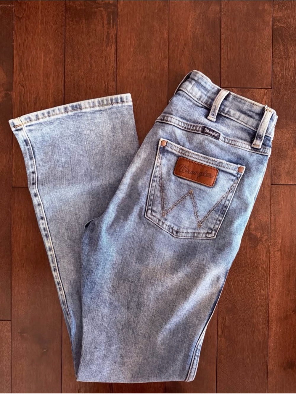 Wrangler Women’s Light Blue Denim Jeans